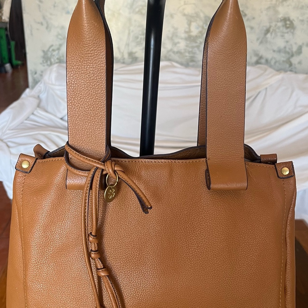 Elegant Lucky Brand Tan Leather Boho Tote Bag
